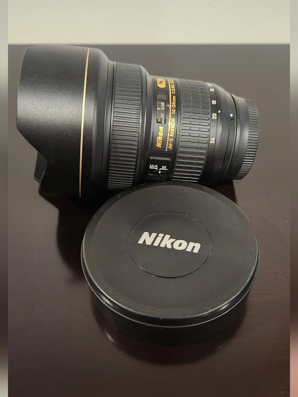 Nikon AF-S NIKKOR 14-24mm f/2.8G ED Wide-Angle Lens - Black